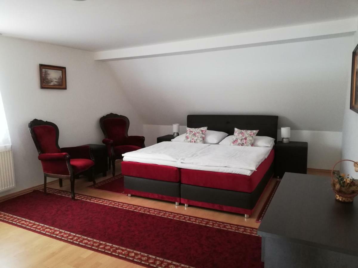 Penzion Panda 2 Turčianske Teplice Dış mekan fotoğraf